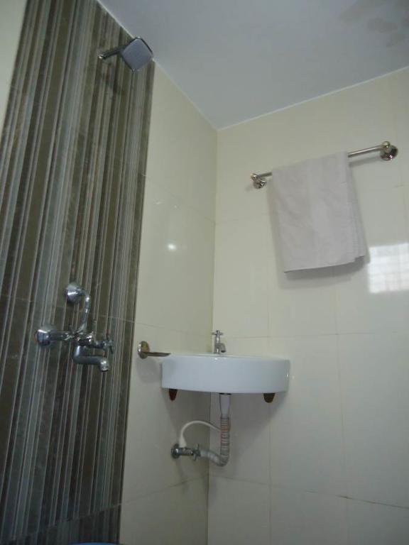 Hotel Sai Galaxy Inn Shirdi Room photo