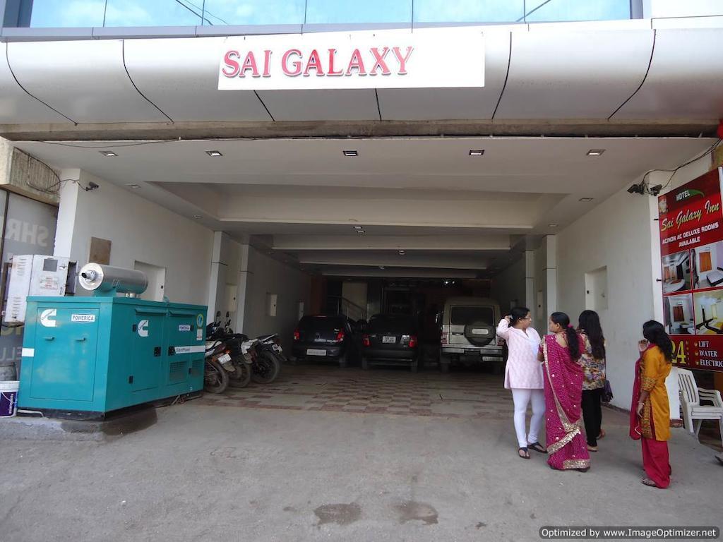 Hotel Sai Galaxy Inn Shirdi Exterior photo